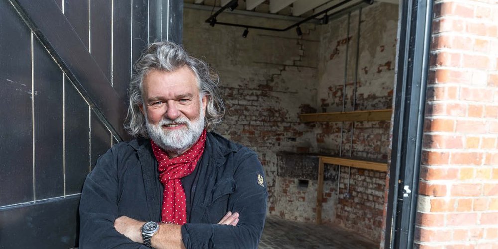 Si King of Hairy Bikers announces restaurant venture